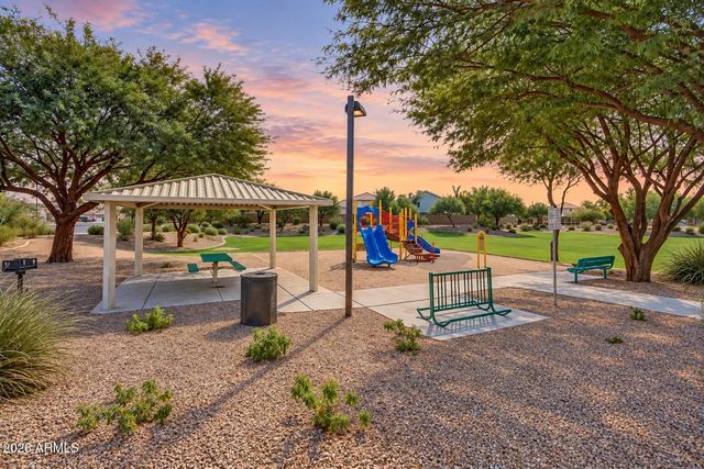 31193 N MESQUITE Way, San Tan Valley, AZ 85143