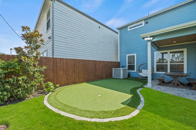 3504 Lynette Cove Place, Houston, TX 77018