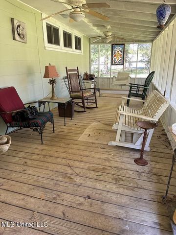 220 Lower Woodville Road, Natchez, MS 39120