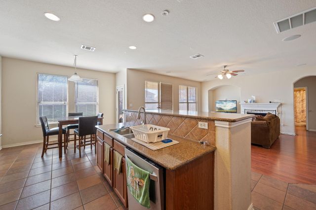 203 Holland ST, Hutto, TX 78634