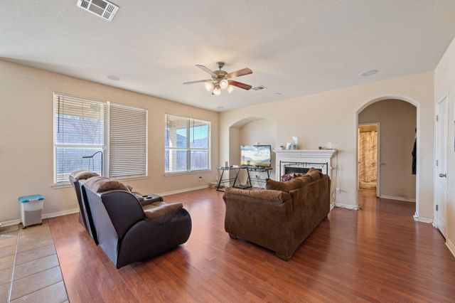 203 Holland ST, Hutto, TX 78634