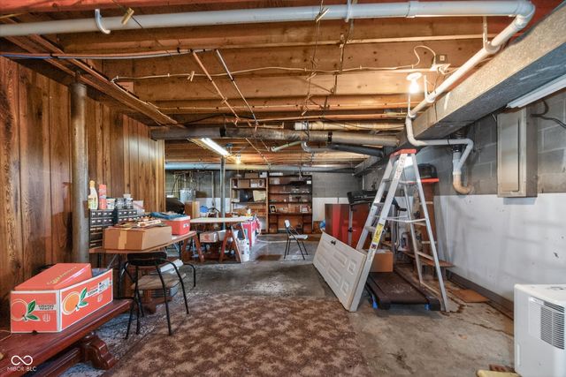 3728 S County Road 1200 E, Crothersville, IN 47229