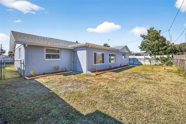 10822 LYNDALE AVENUE, Port Richey, FL 34668