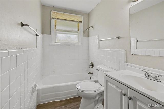 137 Forestwood Drive, Ferguson, MO 63135