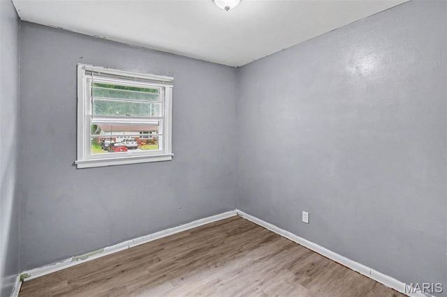 137 Forestwood Drive, Ferguson, MO 63135