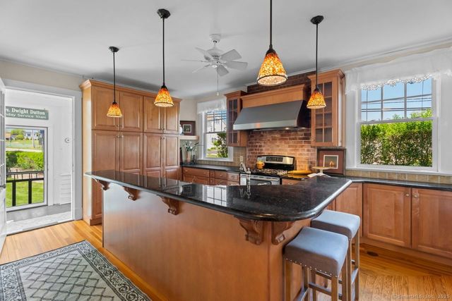 86 Tyler Avenue, Groton, CT 06340