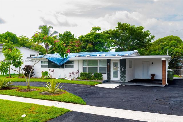 7330 NW 1st Court, Pembroke Pines, FL 33024