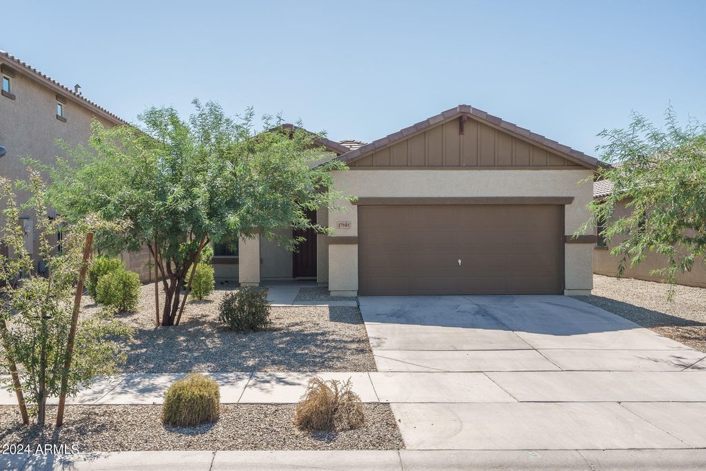 17945 W MONTE LINDO Lane, Surprise, AZ 85387