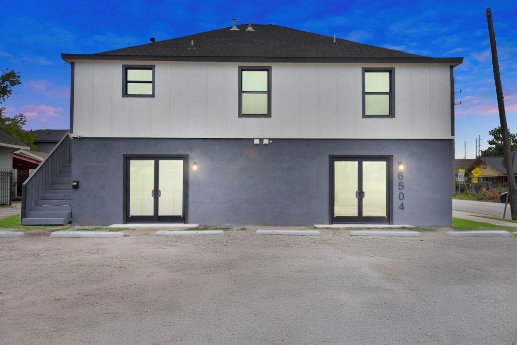 6504 Canal Street 2B, Houston, TX 77011