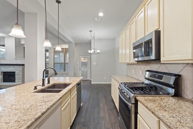 1931 Highland Oaks Drive, Wylie, TX 75098