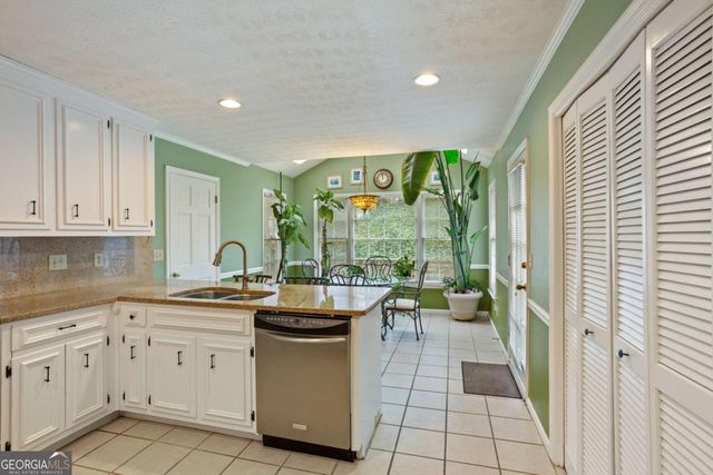 4150 Woodlark Court NE, Roswell, GA 30075