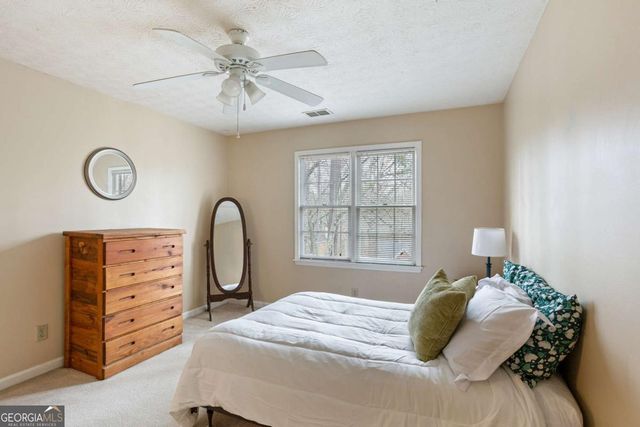 4150 Woodlark Court NE, Roswell, GA 30075