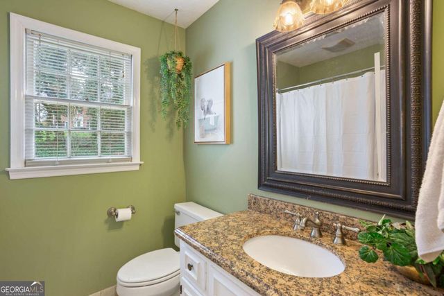 4150 Woodlark Court NE, Roswell, GA 30075