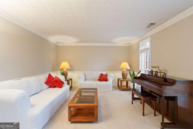 4150 Woodlark Court NE, Roswell, GA 30075