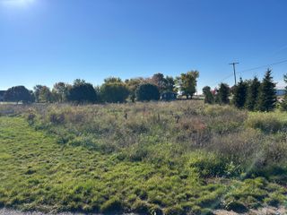 9584 Fields Drive, Zeeland, MI 49464