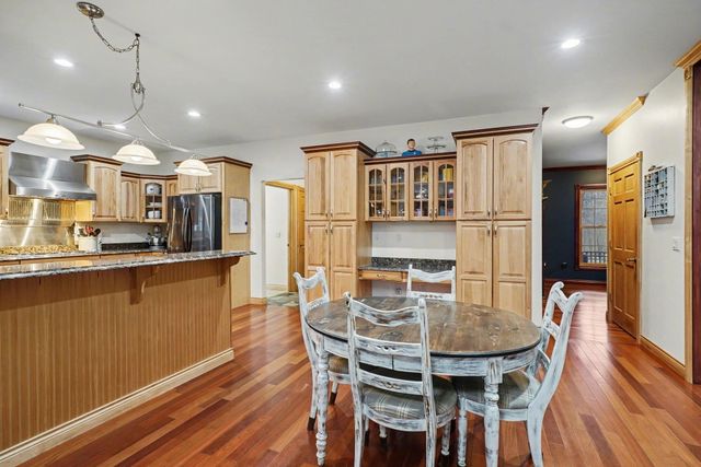 707 Hidden Ridge N Ridge, Midland, MI 48640