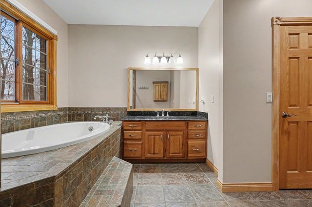 707 Hidden Ridge N Ridge, Midland, MI 48640