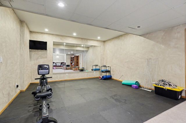 707 Hidden Ridge N Ridge, Midland, MI 48640