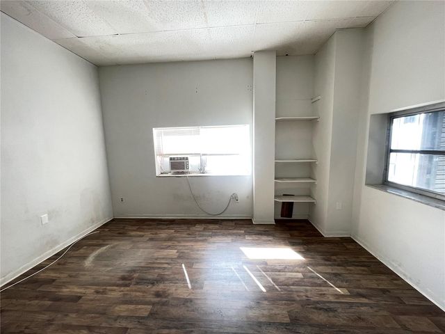 37594 US HIGHWAY 19 N, Palm Harbor, FL 34684