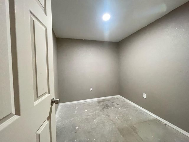 37594 US HIGHWAY 19 N, Palm Harbor, FL 34684