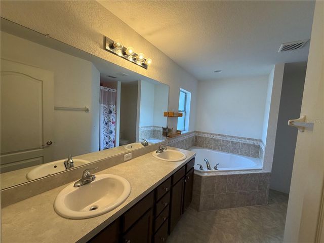 762 BARRISTER DRIVE, Auburndale, FL 33823