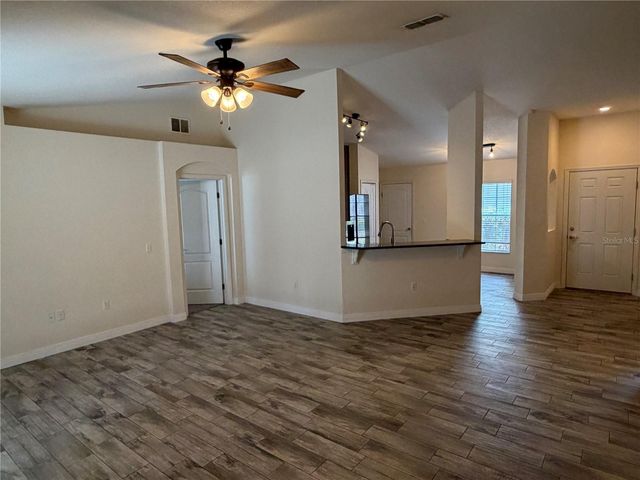 762 BARRISTER DRIVE, Auburndale, FL 33823