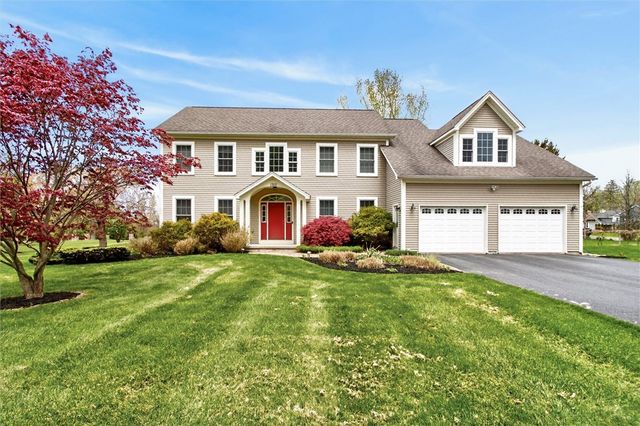 1762 Schlegel Rd, Webster, NY 14580