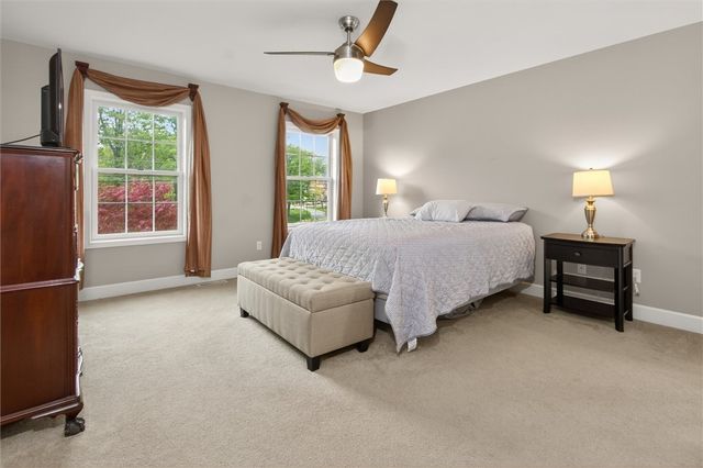 1762 Schlegel Rd, Webster, NY 14580