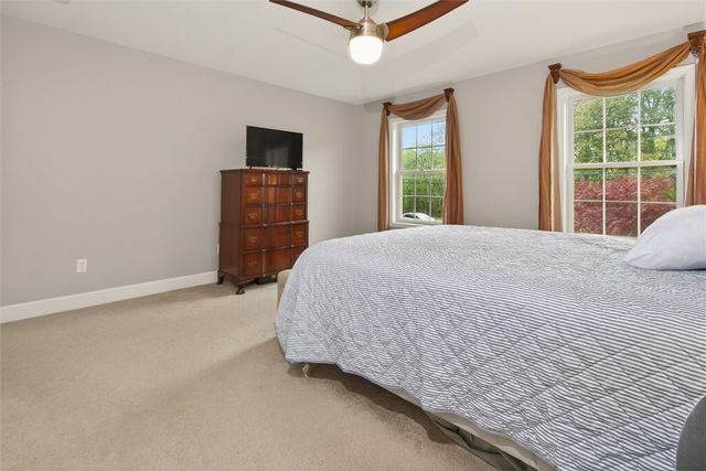 1762 Schlegel Rd, Webster, NY 14580