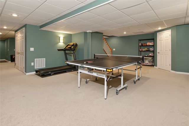 1762 Schlegel Rd, Webster, NY 14580