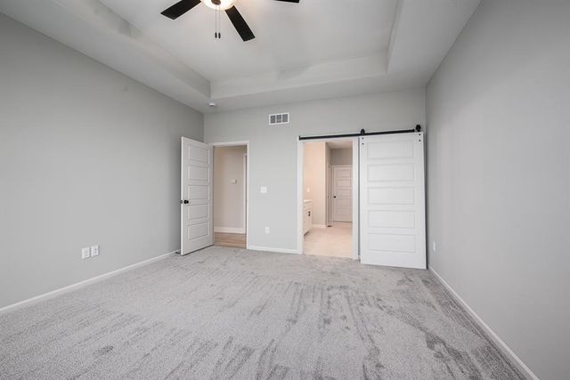 24695 Evans Road, Tonganoxie, KS 66086