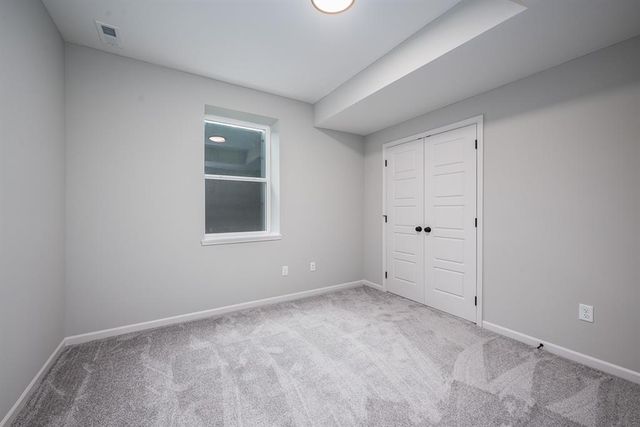 24695 Evans Road, Tonganoxie, KS 66086