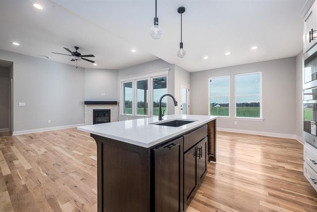 24695 Evans Road, Tonganoxie, KS 66086