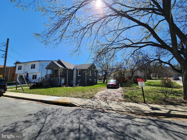 6105 KOLB ST, Fairmount Heights, MD 20743