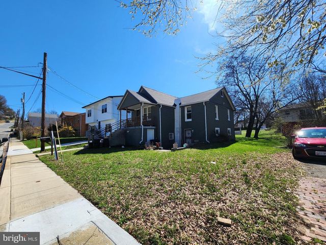 6105 KOLB ST, Fairmount Heights, MD 20743