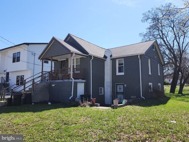 6105 KOLB ST, Fairmount Heights, MD 20743