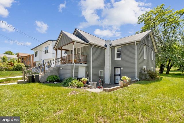 6105 KOLB ST, Fairmount Heights, MD 20743