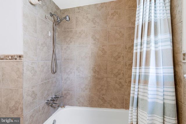 6105 KOLB ST, Fairmount Heights, MD 20743