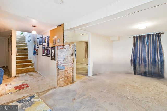 6105 KOLB ST, Fairmount Heights, MD 20743