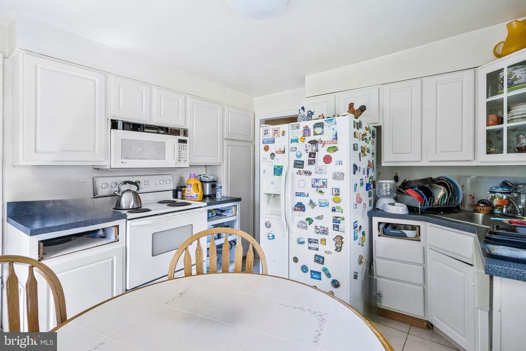 Image 18 of property listing at 6105 KOLB ST, Fairmount Heights, MD 20743