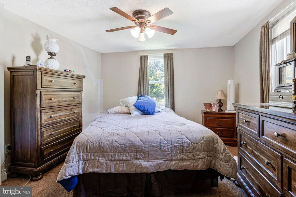 Image 21 of property listing at 6105 KOLB ST, Fairmount Heights, MD 20743