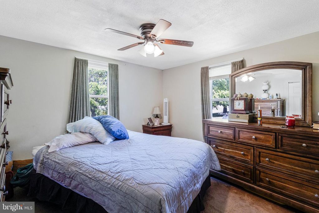Image 22 of property listing at 6105 KOLB ST, Fairmount Heights, MD 20743