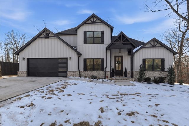 3 Moniave Lane, Bella Vista, AR 72715