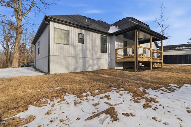 3 Moniave Lane, Bella Vista, AR 72715