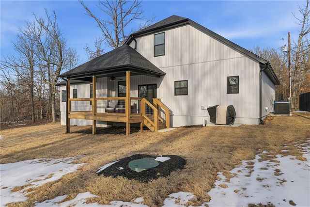 3 Moniave Lane, Bella Vista, AR 72715