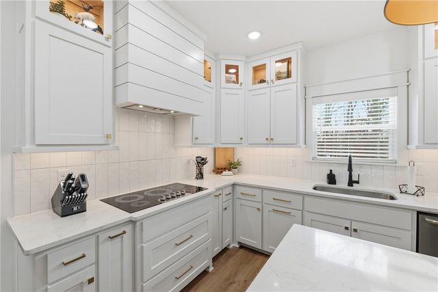 3 Moniave Lane, Bella Vista, AR 72715