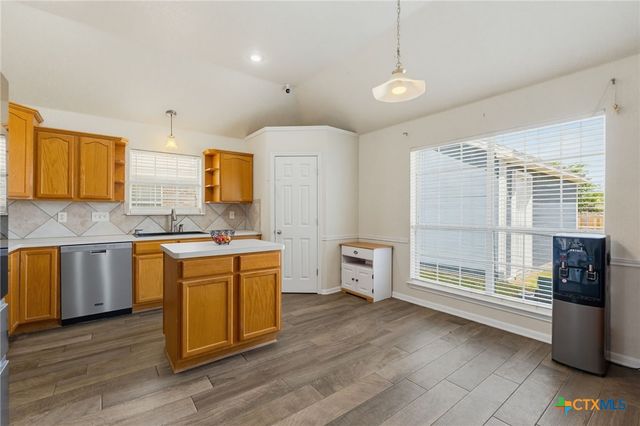 2022 Merlin Drive, Harker Heights, TX 76548