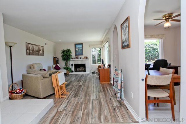 14051 Hermosillo Way, Poway, CA 92064