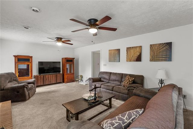 165 Hayes Circle, Rex, GA 30273