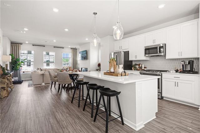 2831 Rosehall Way, Lawrenceville, GA 30044